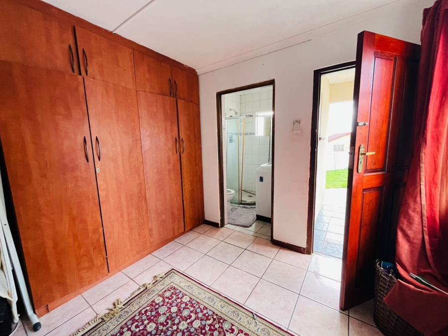 2 Bedroom Property for Sale in Mdantsane Eastern Cape